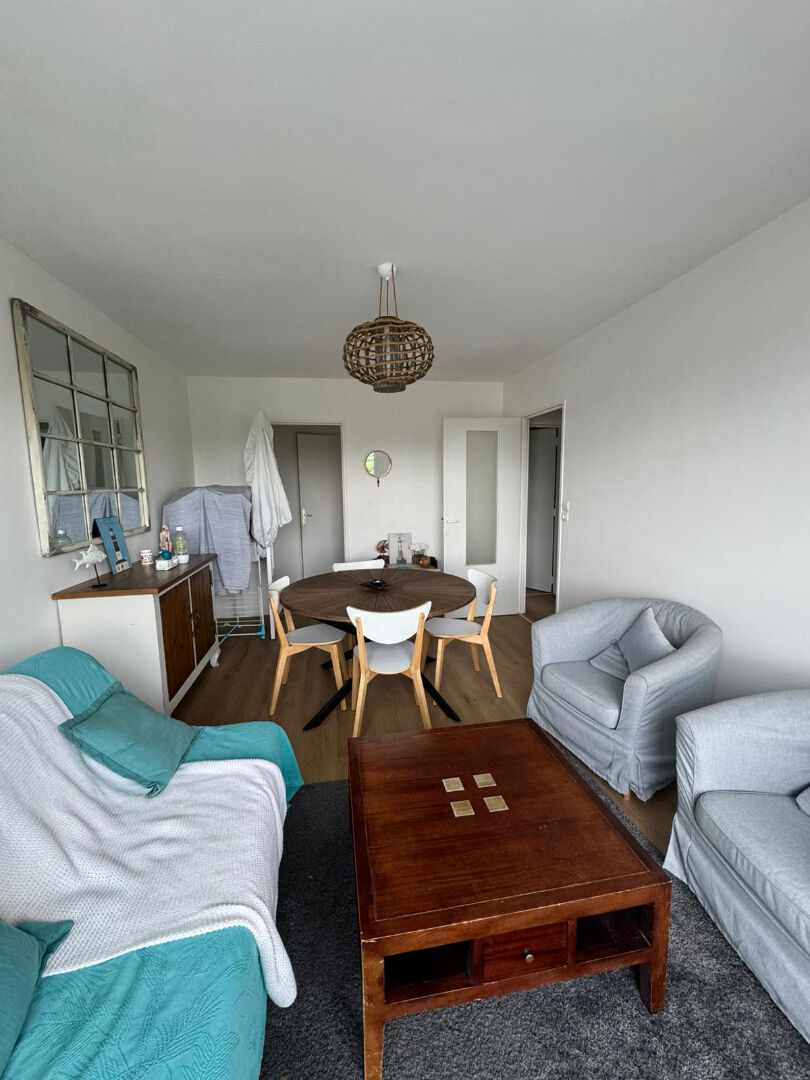 À louer ? Superbe T4 meublé de 75 m²