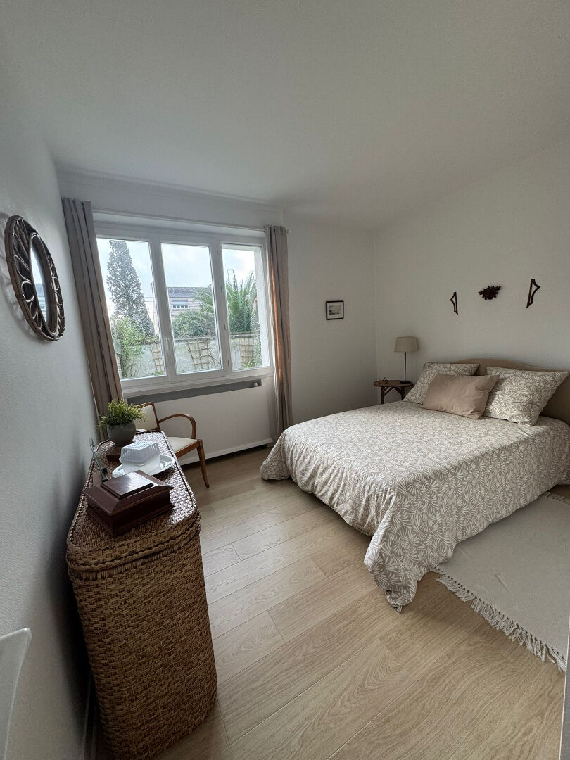 À vendre – Maison T6 de plain-pied  131 m² – Quartier calme – Proximité gare et centre-ville