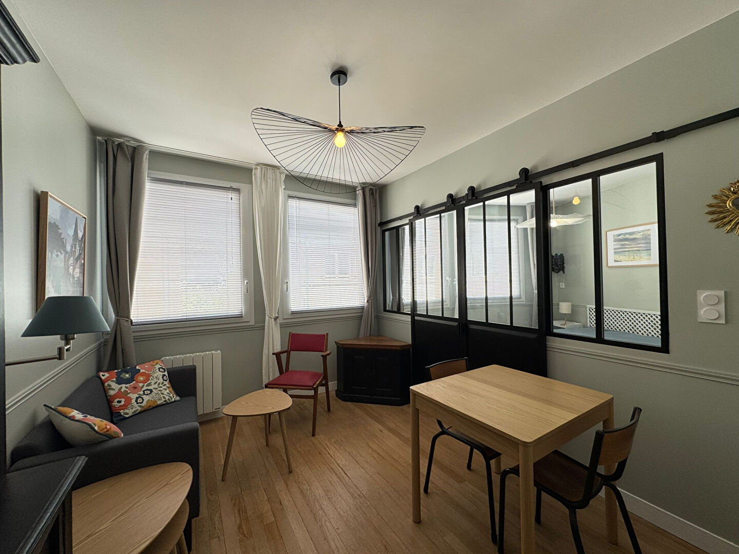 Studio meublé refait à neuf – Plein centre-ville de Vannes