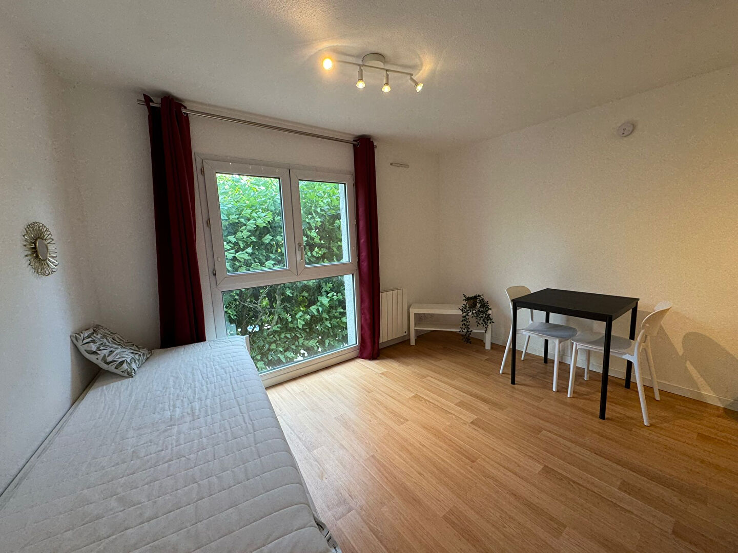 Studio à louer – Vannes centre – Refait
