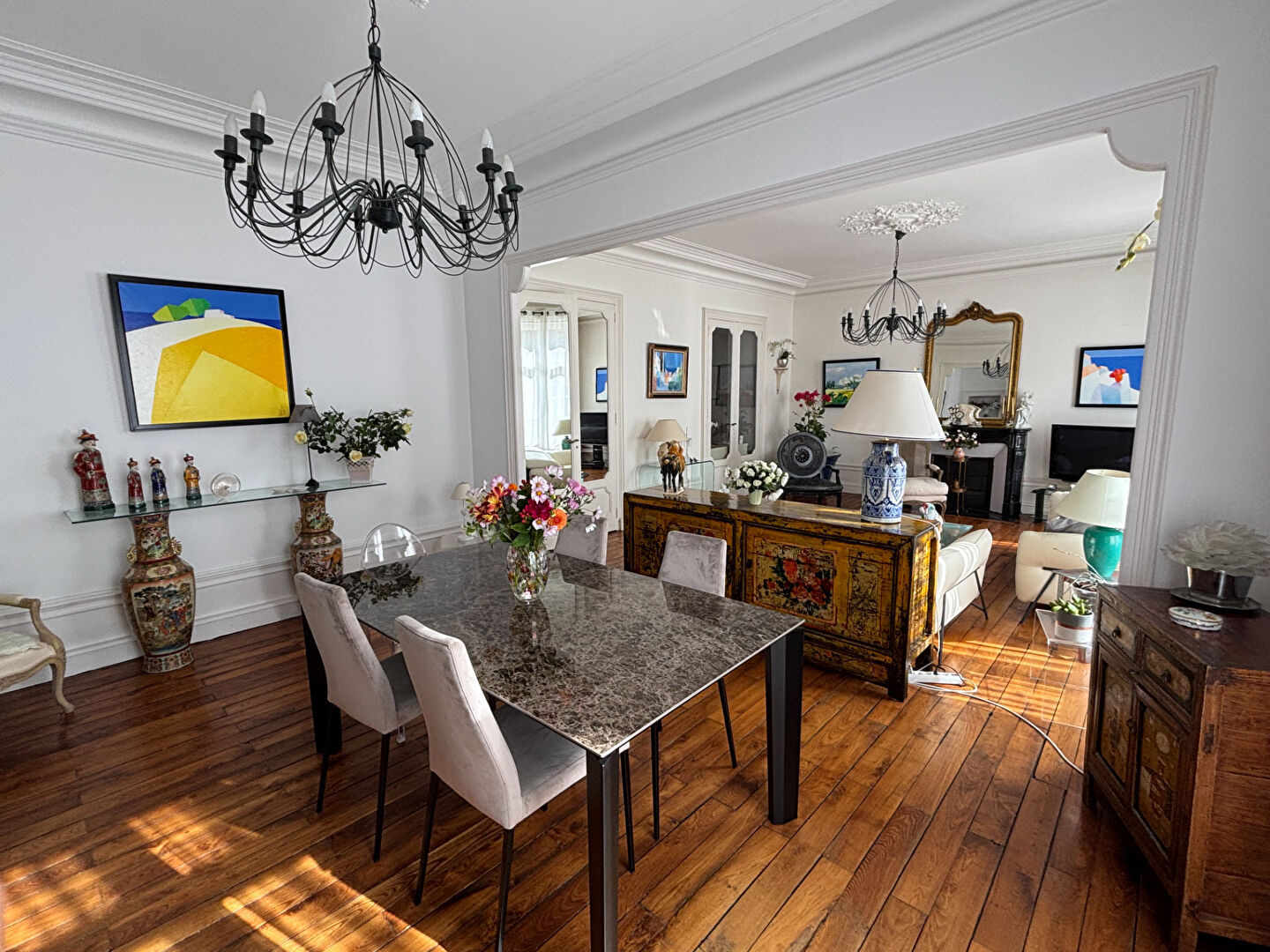 T6 D'EXCEPTION COMPRENANT GARAGE - CAVE ET MANSADRES A VENDRE HYPERCENTRE VANNES